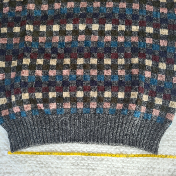 Vintage Cacharel wool Sweater - Picture 11 of 12